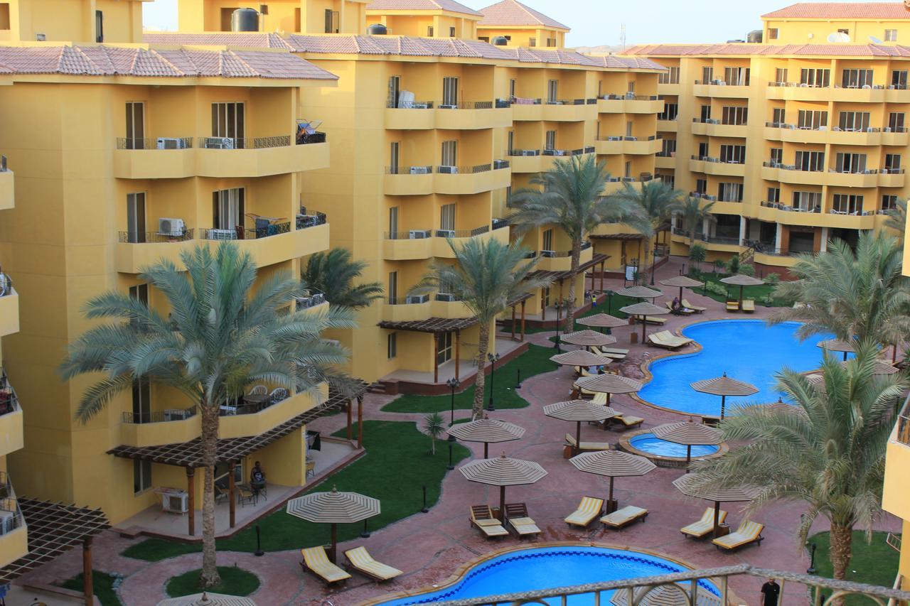 Pool View Apartments At British Resort - Unit 13 Hurghada Bagian luar foto